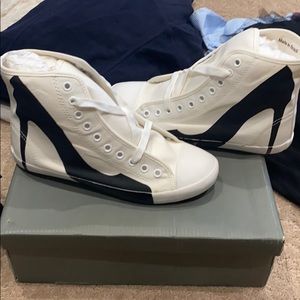 Be&D hightop  heel logo sneakers sz38